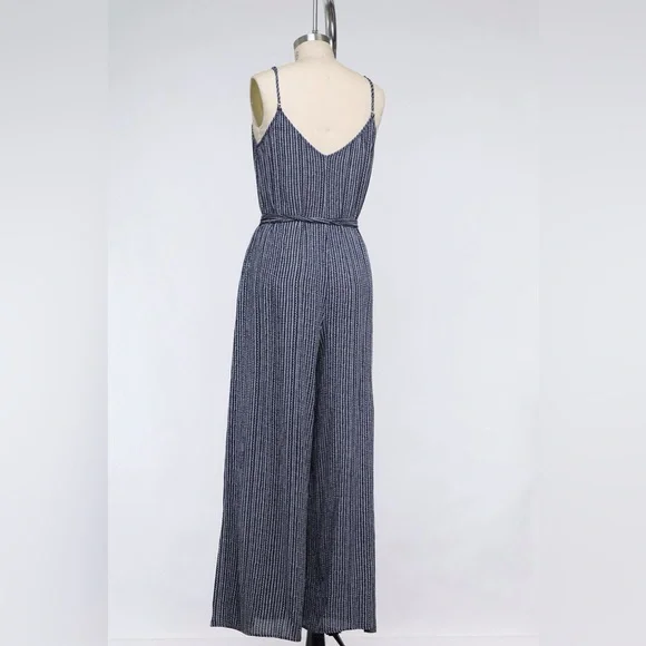 PLUS SIZE JUMPSUIT - Picture 4 of 4